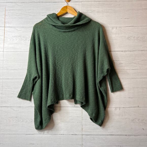FP Beach Free People Top Womens SZ XS Green World Traveler Cowl Neck Split Back - Picture 1 of 14